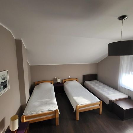 Apartmani Simic วาลเยโว ภายนอก รูปภาพ