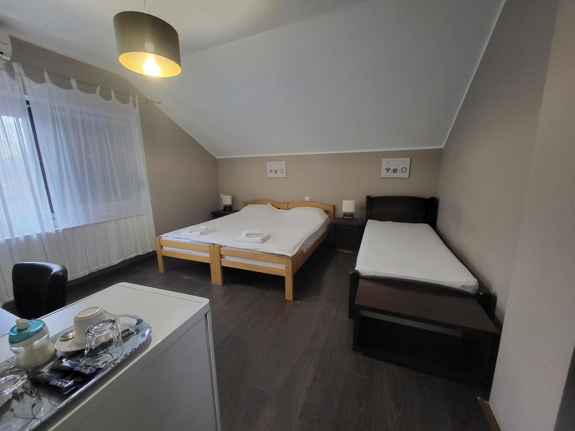 Apartmani Simic วาลเยโว ภายนอก รูปภาพ