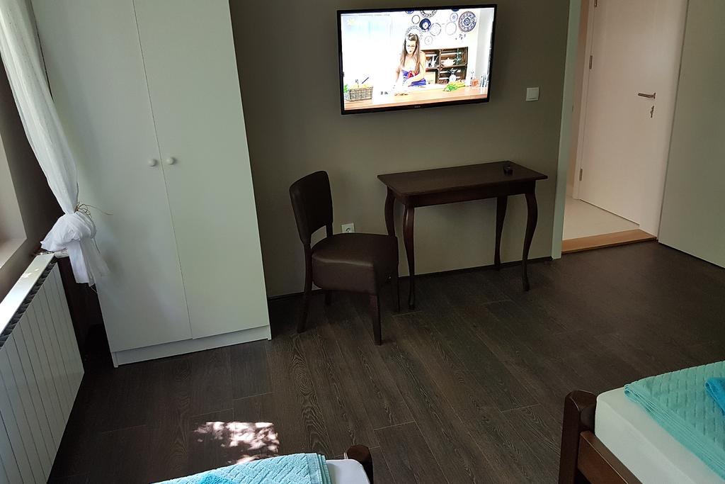 Apartmani Simic วาลเยโว ภายนอก รูปภาพ