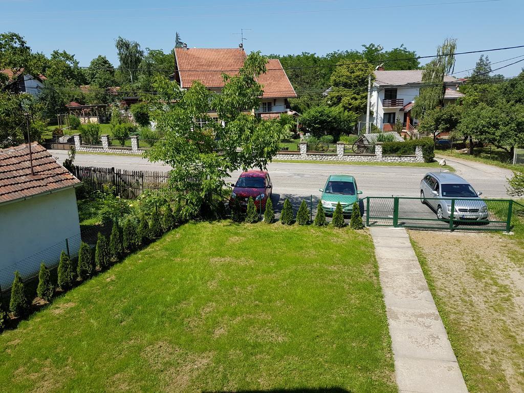 Apartmani Simic วาลเยโว ภายนอก รูปภาพ